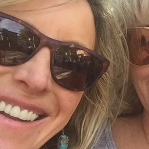 Meet your Posher, Colleen